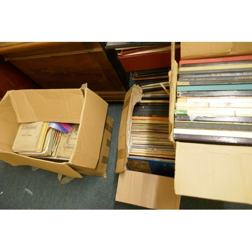 229 - An extensive collection of classical vinyl LPs, approx 5500