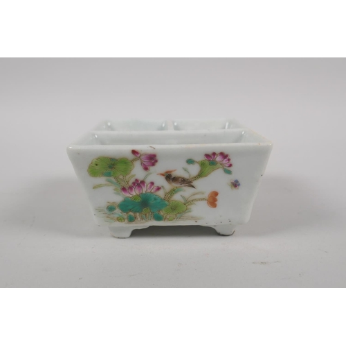 38 - A C19th Chinese famille verte porcelain three section dish with bird and floral decoration, Guangxu ... 