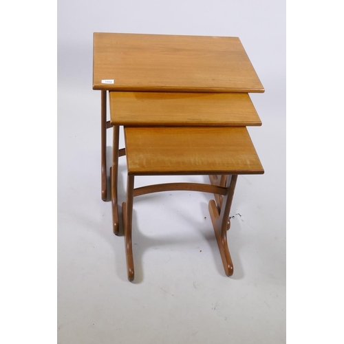 1080 - A mid century G Plan nest of three Fresco teak tables, 56 x 40 x 52cm