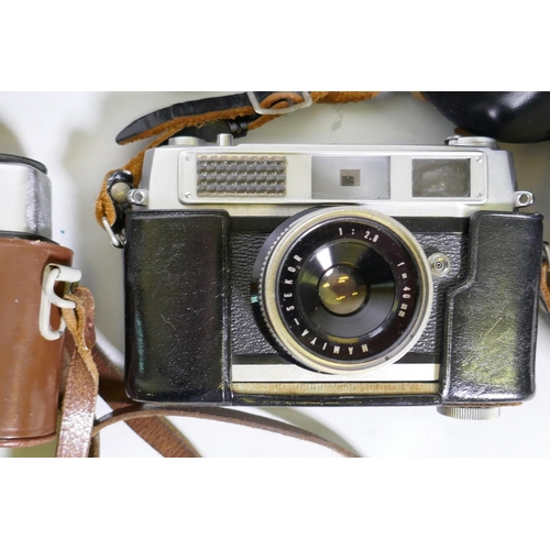 115 - Vintage cameras, Braun Paxette with 2.8/45 lens, Agilux, Agimatic; Agfa Colorflex with 2.8/50 lens; ... 