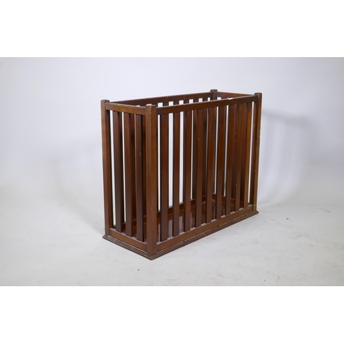 1057 - A mahogany folio stand, 80 x 34 x 87cm