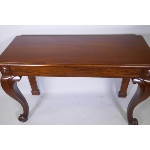 1078 - Early C19th mahogany serving table, wit plain frieze raised on cabriole supports with scroll ends, 1... 