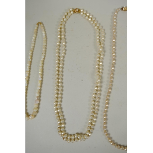 642 - Four faux pearl necklaces and three baroque pearl necklaces