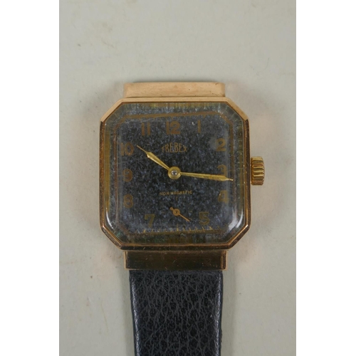 670 - An Art Deco 9ct gold cased Trebex gentleman's watch with subsidiary seconds dial, 3 x 2.5cm