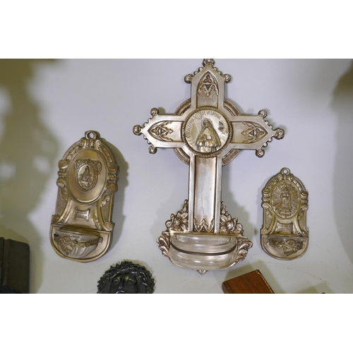 31 - A collection of antique and vintage crucifix and Corpus Christi, carved from boxwood, silver plated ... 