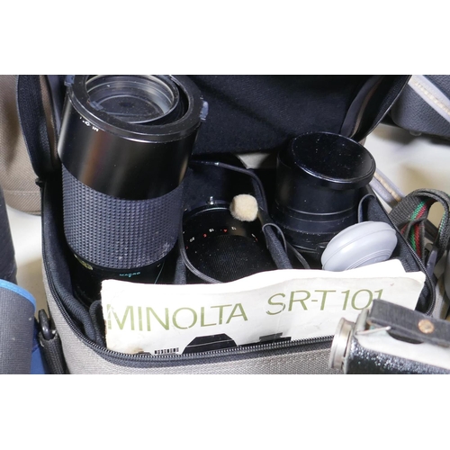 16 - Photographic equipment: collection of vintage and later 35mm cameras and accessories, Kodak Retina 1... 