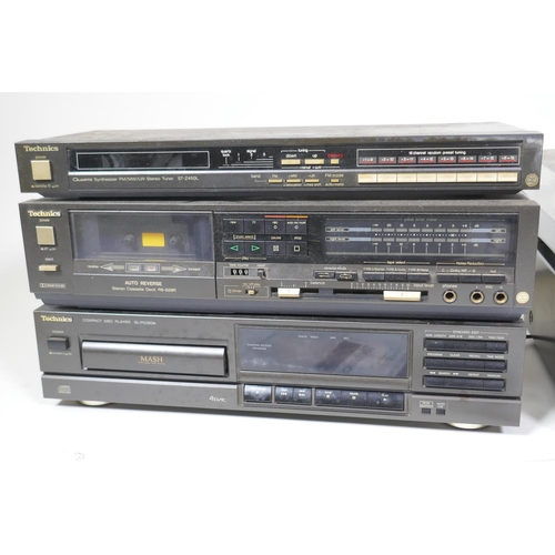 17 - Technics Hi-Fi equipment; Stereo Tuner ST-Z450L; cassette deck, RS-B28R; compact disc player SL-PG32... 