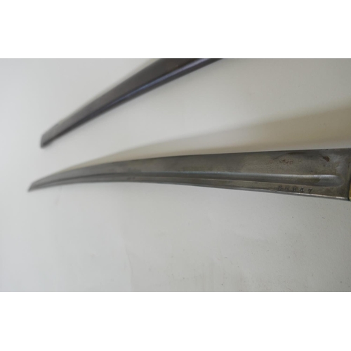 6 - A WWII Japanese Imperial Army NCO's Type 95 Shin Gunto sword, with aluminium hilt, showing traces of... 