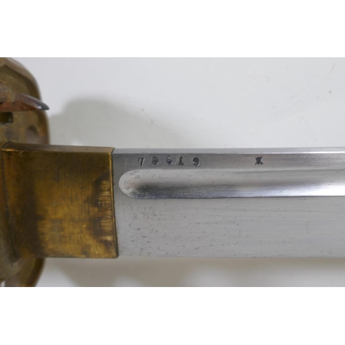 8 - A WWII Japanese Imperial Army NCO's Type 95 Shin Gunto sword with aluminium hilt, brass tsuba and en... 