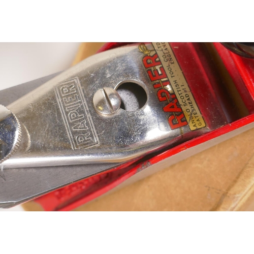 132 - A collection of assorted vintage planes including Record 043 and 044 Rapier & Lewin