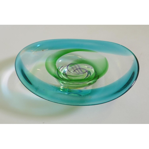 136 - Collection of studio art glass, Caithness, Murano, all unsigned, largest bowl 30cm diameter