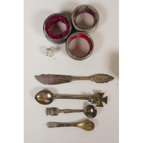 664 - A hallmarked silver three piece tea/coffee set by Lee & Wigfull, Sheffield 1930, 723g gross, fou... 