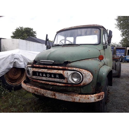 276 - Thames Trader lorry normal control, for restoration