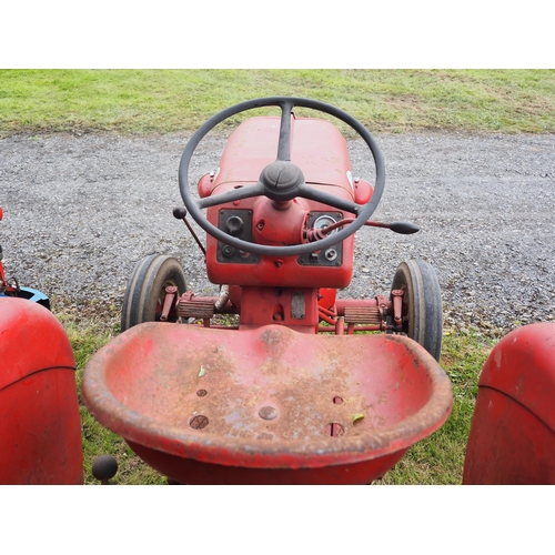 87 - Bautz 300TD tractor. Fitted with MWM diesel engine. S/n 300-2560