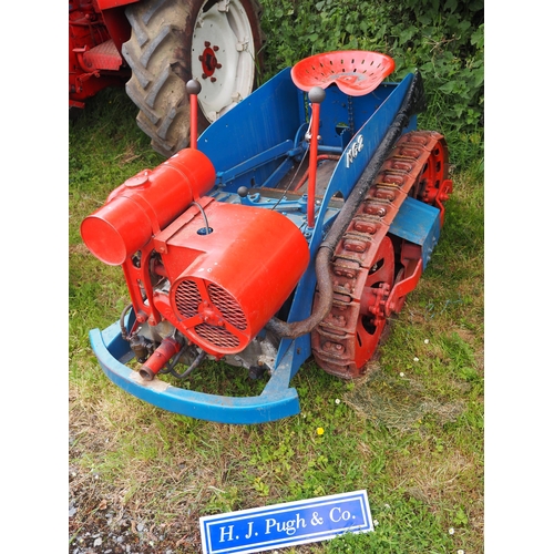88 - Ransomes MG2 crawler. Early restoration