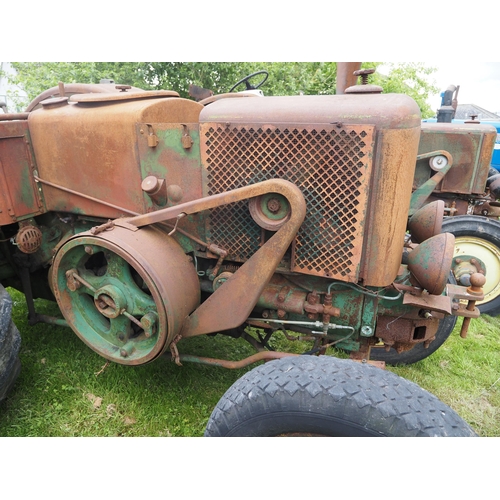 91 - SFV 401 Hot bulb tractor. 1951. Fitted with PTO and rear wheel weights. S/n 25228