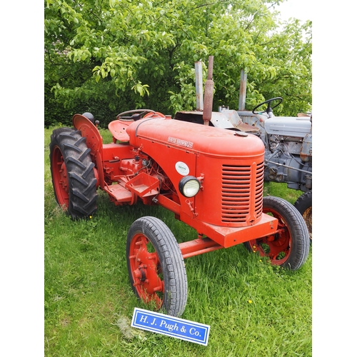95 - David Brown 25 tractor. Petrol Paraffin. Fitted with pulley. S/n P2517395. Early restoration