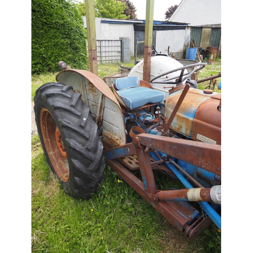 99 - Fordson Super Dexta tractor. Fitted with Horndraulic loader and bucket and roll bar