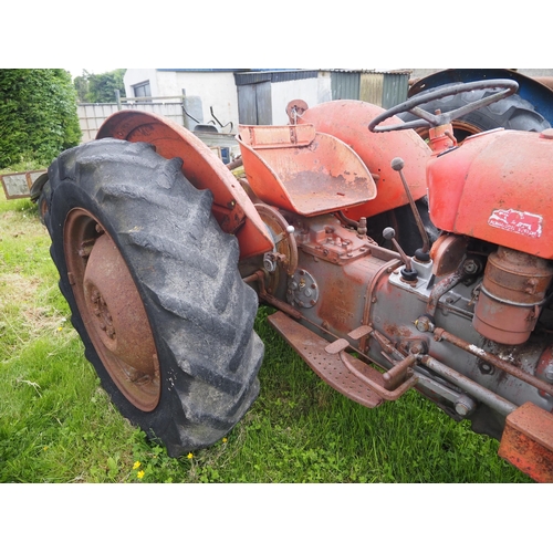 100 - Massey Ferguson 835DS tractor. S/n 43686