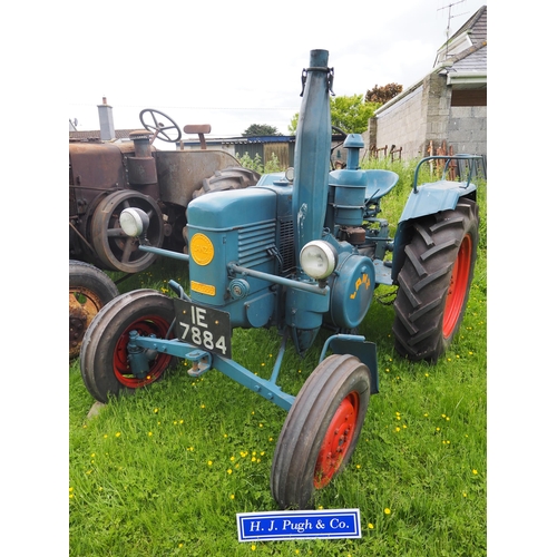 104 - Lanz Bulldog Type 17 tractor. Fitted with Hydraulic linkage, PTO and lights. S/n 277245. Reg IE 7884
