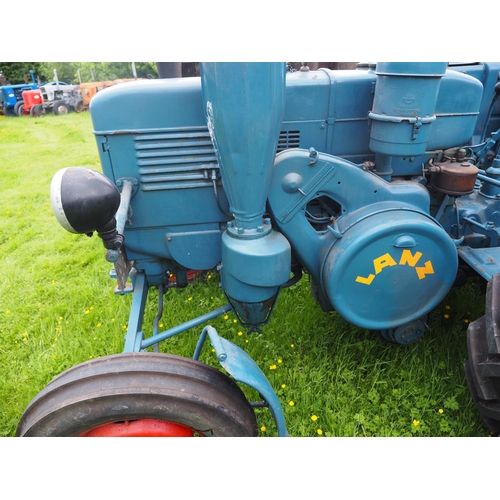 104 - Lanz Bulldog Type 17 tractor. Fitted with Hydraulic linkage, PTO and lights. S/n 277245. Reg IE 7884