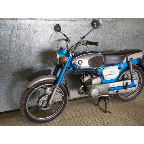 195 - Suzuki B100 Motorcycle. 1972. 118cc
Frame no. B100-129143
Engine no. B100-129297
Reg. HHR 252K