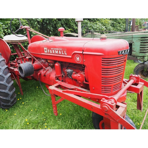 111 - Farmall H row crop tractor. Fitted with hydraulic front toolbar and rear PTO. S/n 10386. Early resto... 