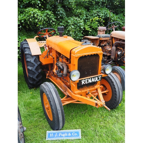 116 - Renault R20 tractor. 1923. Fitted with pulley. S/n 1024555. Repainted