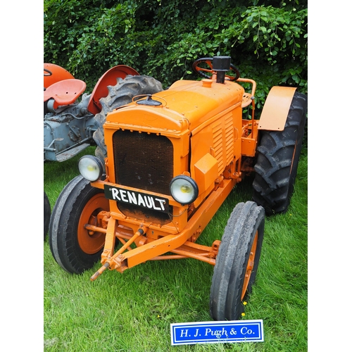 116 - Renault R20 tractor. 1923. Fitted with pulley. S/n 1024555. Repainted