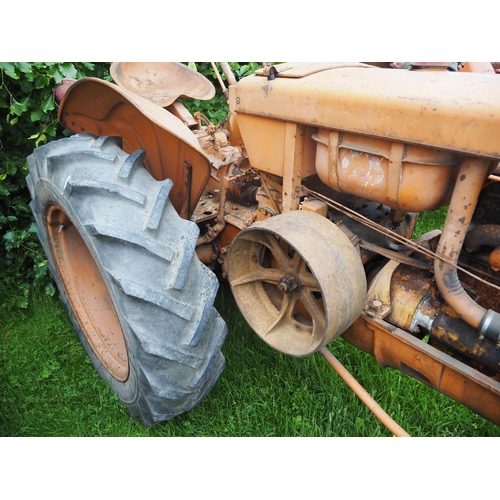 118 - Renault R3046 1739 tractor. S/n 2119888. Original condition