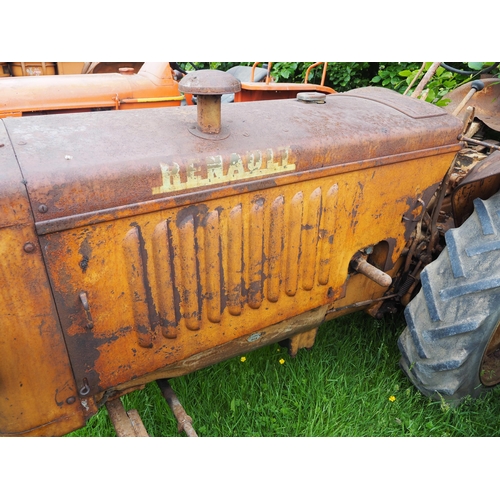 120 - Renault R3044611 tractor. S/n 1412112. Original condition