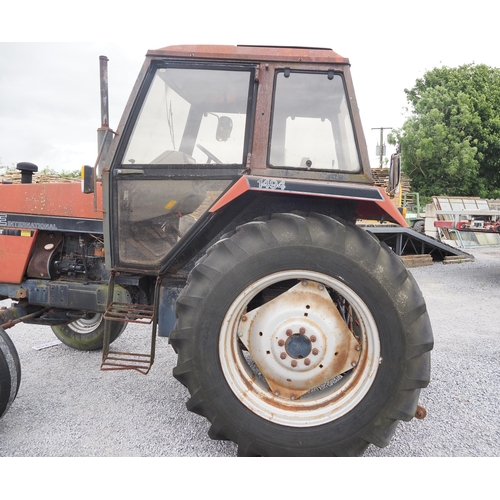 135 - Case 1494 Hydra-shift tractor. Runs and drives. Reg 87-TN-1536