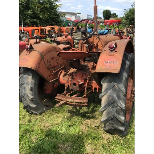 129 - Volvo Tractor. Petrol TVO. S/n 24-23000