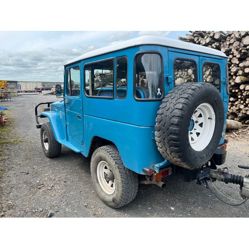 140 - Toyota BJ 40 Land Cruiser. 1979. Runs and drives. 76962km showing. Reg. 79-KK-614