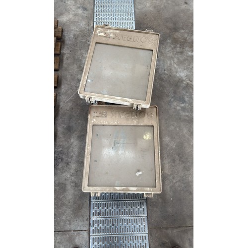 Lot 10E       