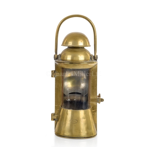 284 - AN ADMIRALTY PATTERN WING LANTERN BY BULPITT & SONS, BIRMINGHAM, CIRCA 1900
heavily constructed ... 