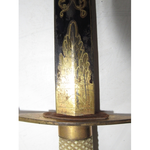 161 - Ø A FINE MIDSHIPMAN'S DIRK, CIRCA 1790
unsigned, with 8in. blued and gilt etched blade, plain quillo... 