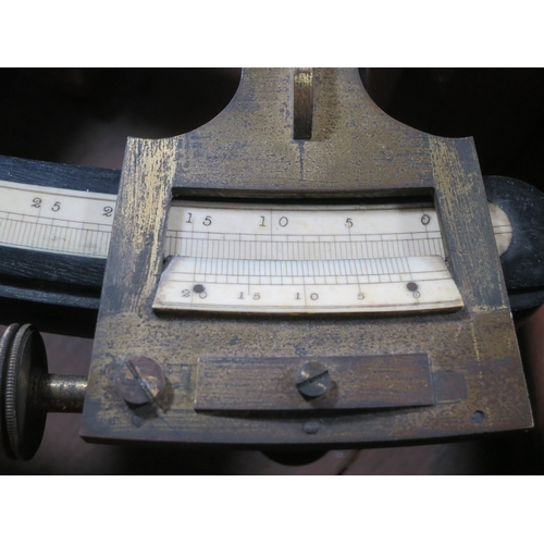 238 - Ø A 9½IN. VERNIER OCTANT BY HORNE & THORNTHWAITE, LONDON, CIRCA 1850with ebony pi frame with inset i... 