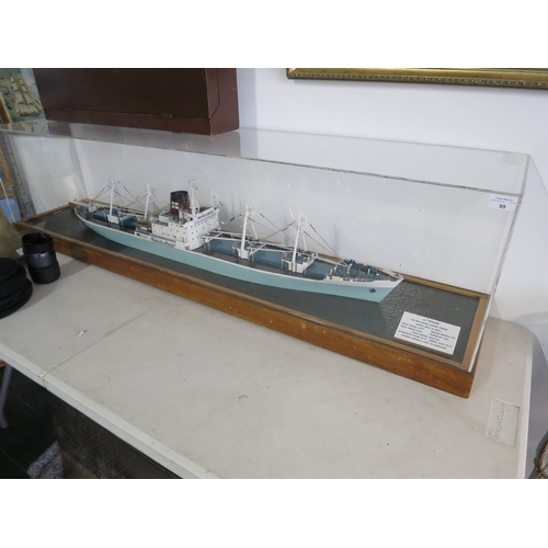 99 - A BOARDROOM MODEL OF THE REFRIGERATED CARGO SHIP M.V. TEKOA, BUILT FOR THE NEW ZEALAND SHIPPING COMP... 