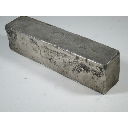 30 - A DUTCH EAST INDIA COMPANY (V.O.C.) SILVER INGOT SALVAGED FROM THE ROOSWIJK CARGO, CIRCA 1739stamped... 