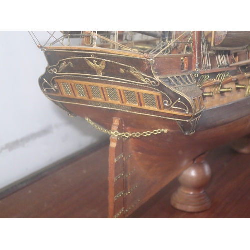 146 - A FINE 1:48 SCALE MODEL OF THE 44-GUN AMERICAN FRIGATE CONSTITUTION (