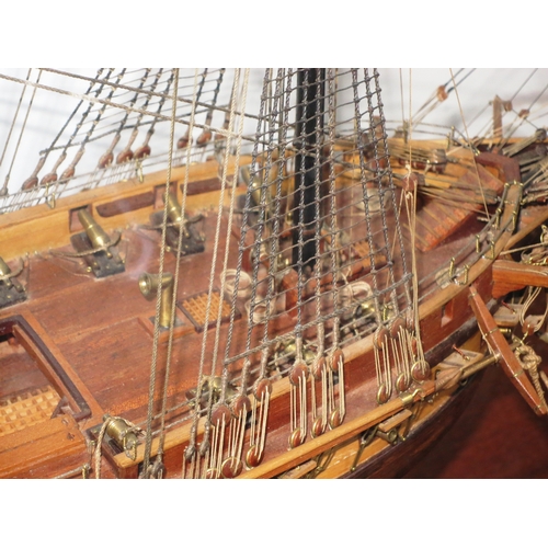 146 - A FINE 1:48 SCALE MODEL OF THE 44-GUN AMERICAN FRIGATE CONSTITUTION (