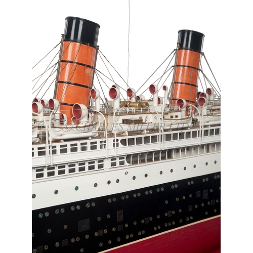 73 - A FINE BUILDER'S MODEL FOR THE R.M.S. AQUITANIA, CONSTRUCTED BY JOHN BROWN & CO., CLYDEBANK FOR ... 