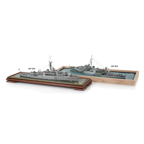 254 - A FINELY DETAILED 1:192 SCALE WATERLINE MODEL OF H.M. SLOOP STARLING AS DEPICTED IN CIRCA 1943
model... 