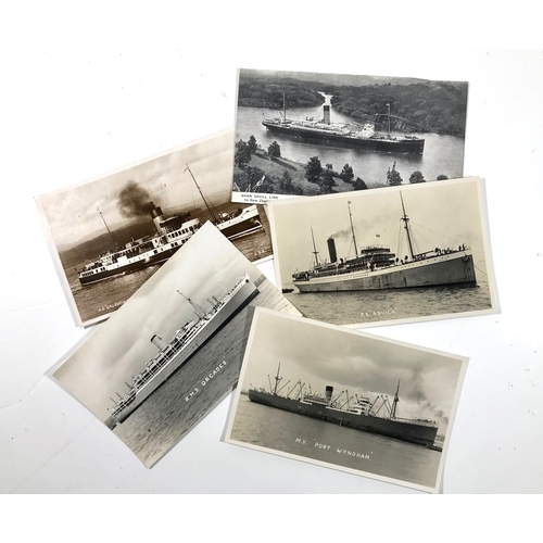 42 - A LARGE COLLECTION OF MERCANTILE SHIPPING POSTCARDS
comprising approximately 550 cards organized by ... 