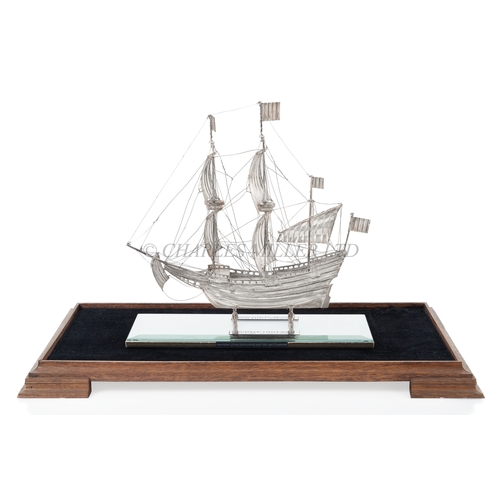 176 - A MODERN WHITE METAL MODEL OF THE DUTCH WARSHIP 'DUYFKEM' (LITTLE DOVE), OF CIRCA 1600
the 9in. hull... 