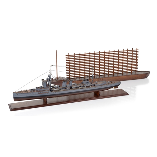 319 - AN INTERESTING 1:192 SCALE MODEL OF THE 'DANAE'-CLASS LIGHT CRUISER H.M.S. DRAGON WITH GUNNERY PRACT... 