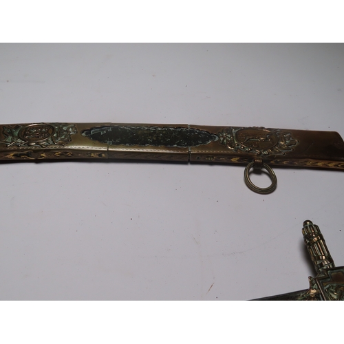 204 - Ø AN UNRECORDED £50 LLOYDS PATRIOTIC FUND SWORD PRESENTED TO Lt JAMES KEARNEY WHITE OF H.M.S. BEAVER... 