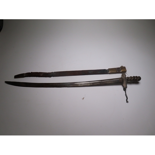 204 - Ø AN UNRECORDED £50 LLOYDS PATRIOTIC FUND SWORD PRESENTED TO Lt JAMES KEARNEY WHITE OF H.M.S. BEAVER... 