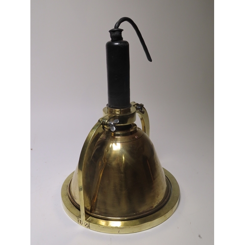 300 - A BRASS DIVER'S LAMP POSSIBLY BY MCGEOCH & CO., CIRCA 1930
heavily constructed in brass with thr... 